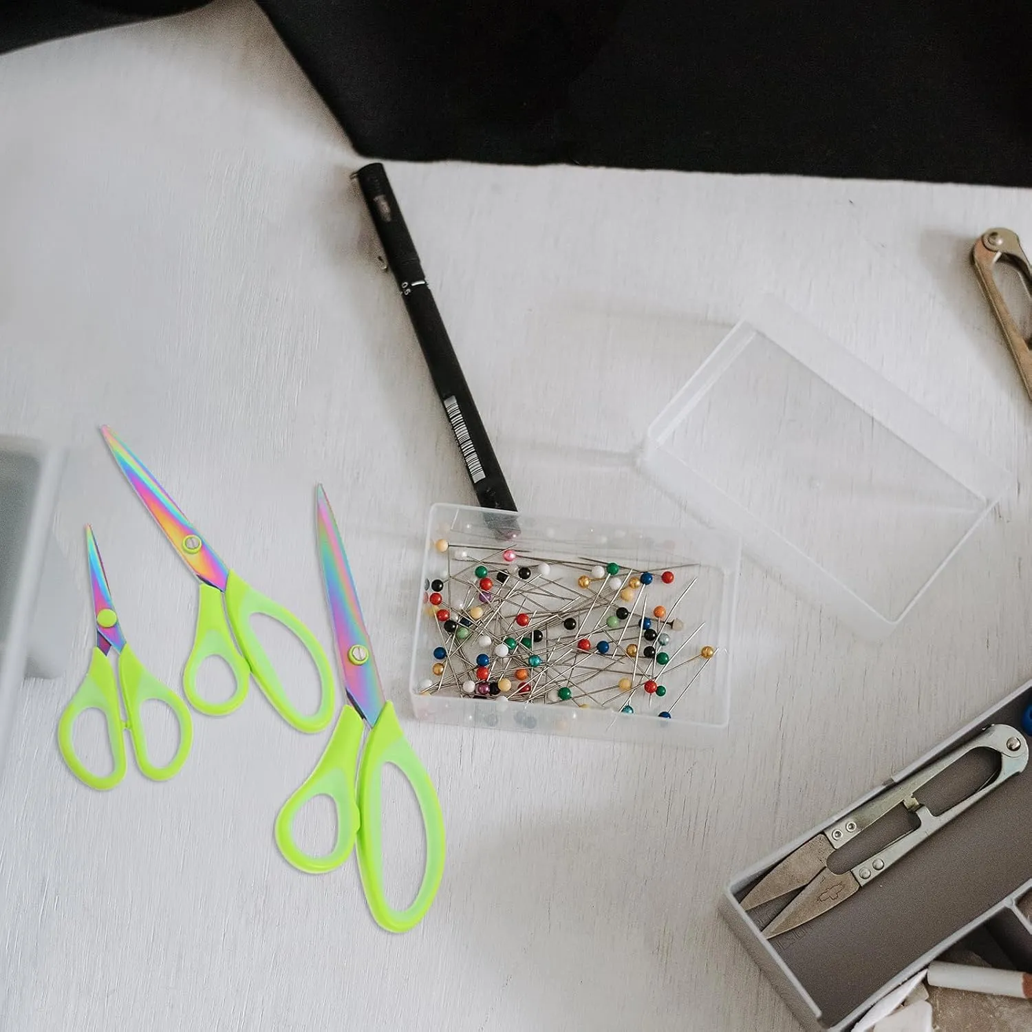 3 Pairs of Mini Embroidery Scissors, High Precision Stainless Steel Craft Scissors for Sewing, Sewing Thread Cutters Tools, Thread Cutting, and Fabric Artwork, with Protective Cases