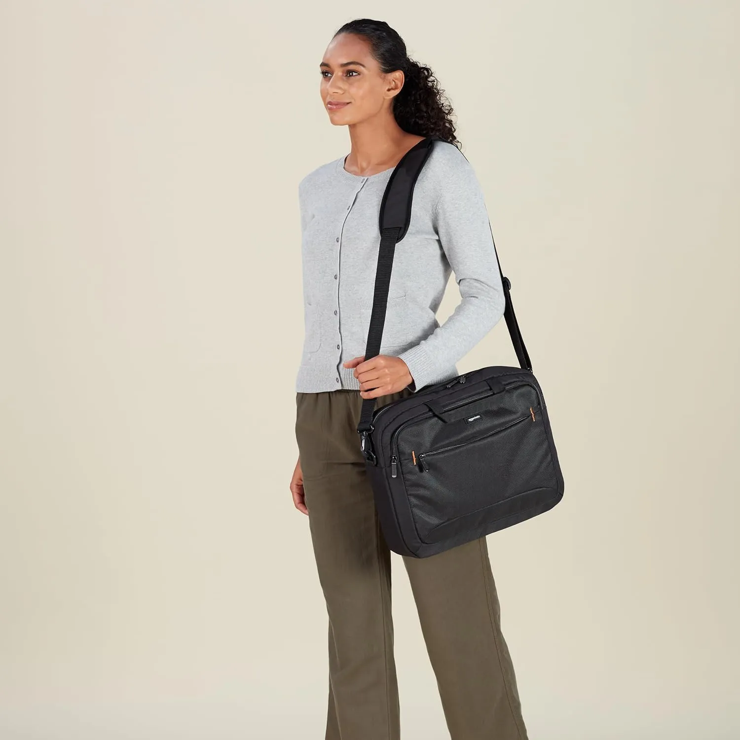 Amazon Basics Laptop Carrying Case With Shoulder Strap, 15.6 inch, Black