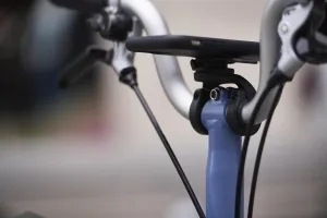 Brompton Quad Lock® Phone Mount – Secure Handlebar Mount Bikes