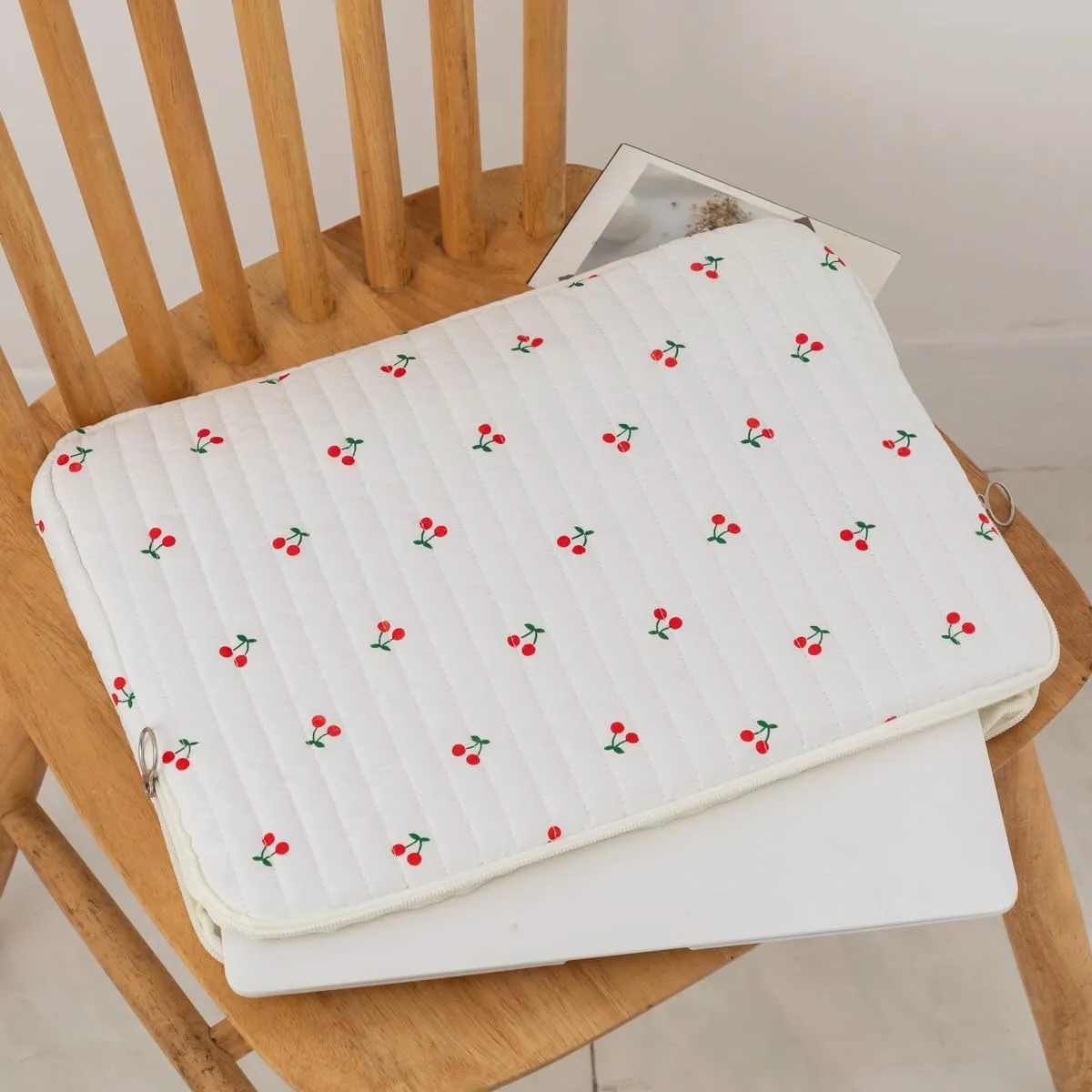 Cute Cherry Floral Laptop Sleeve Y2K Preppy Carrying Laptop Bag Cover Girly Coquette Puffy Quilted Tablet Liner Pouch (Cherry,13 inch)