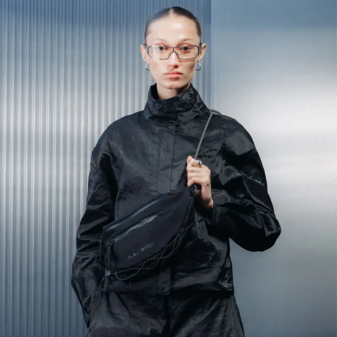 Db Journey Roamer Pro Sling Bag 6 L - Black Out