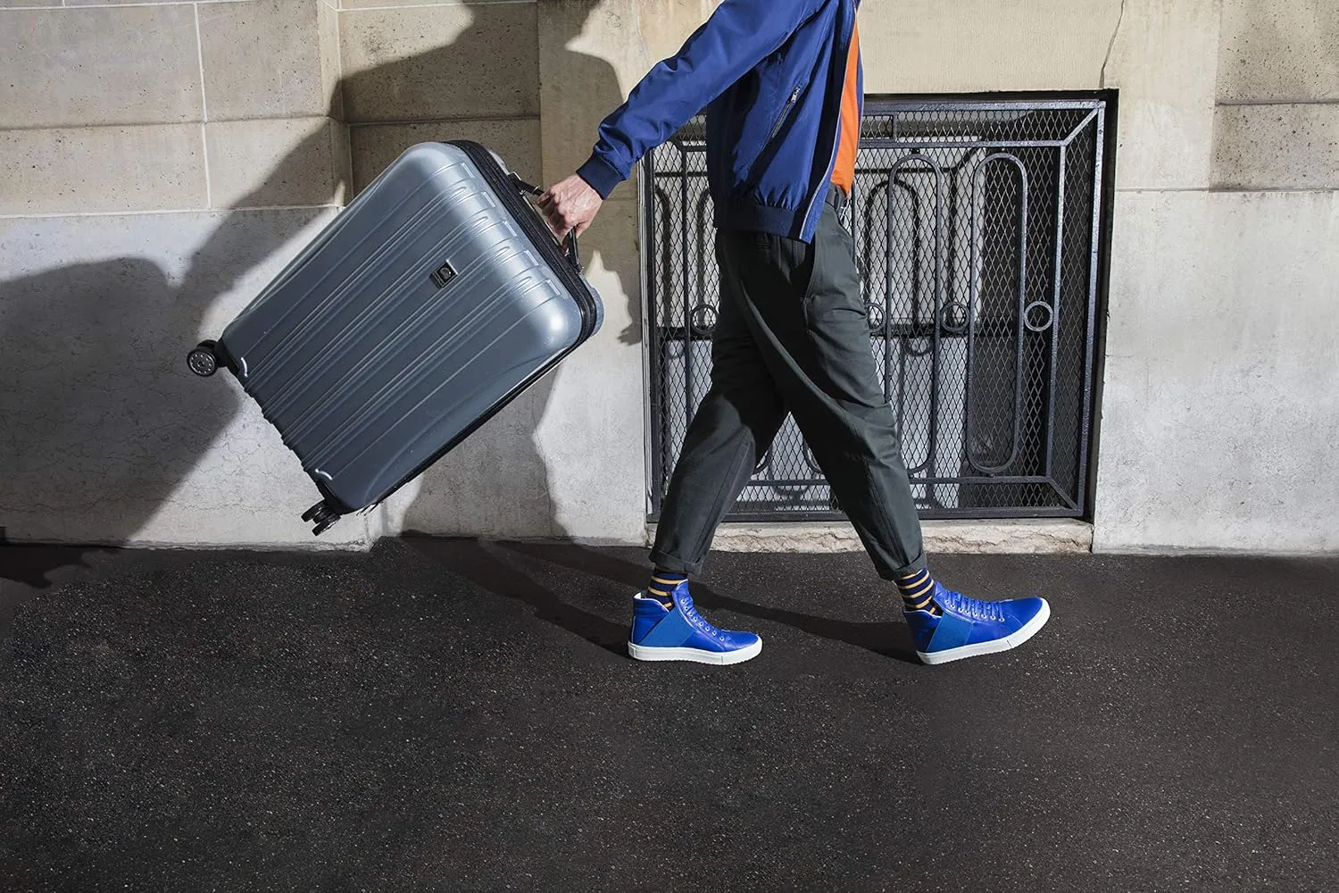 DELSEY PARIS Helium Aero Hardside Expandable Luggage with Spinner Wheels, Brushed Charcoal, Carry-On 19 Inch