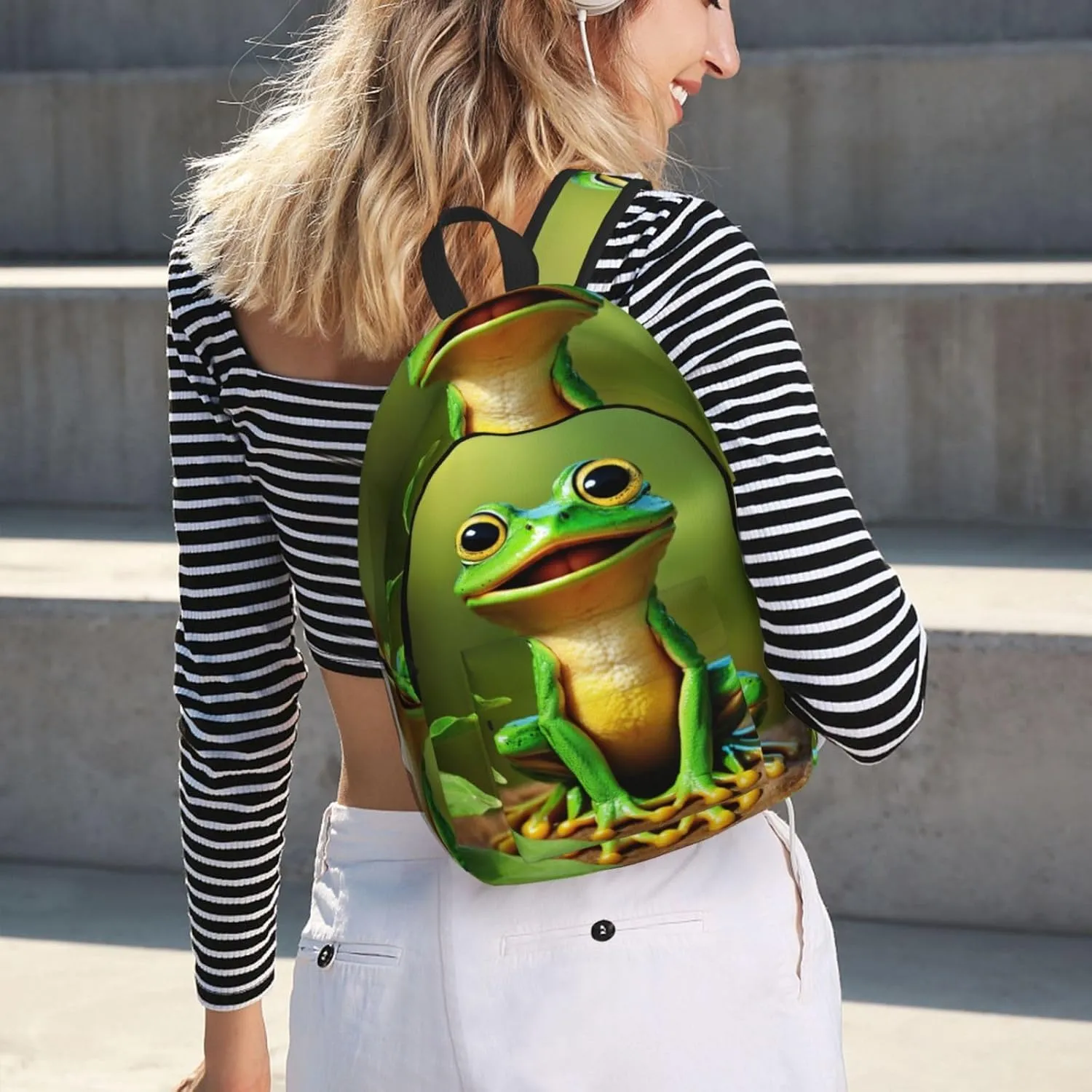 Green Frog Print Vintage Canvas Backpack,Travel Bag,Stylish And Lightweight With Multiple Pockets