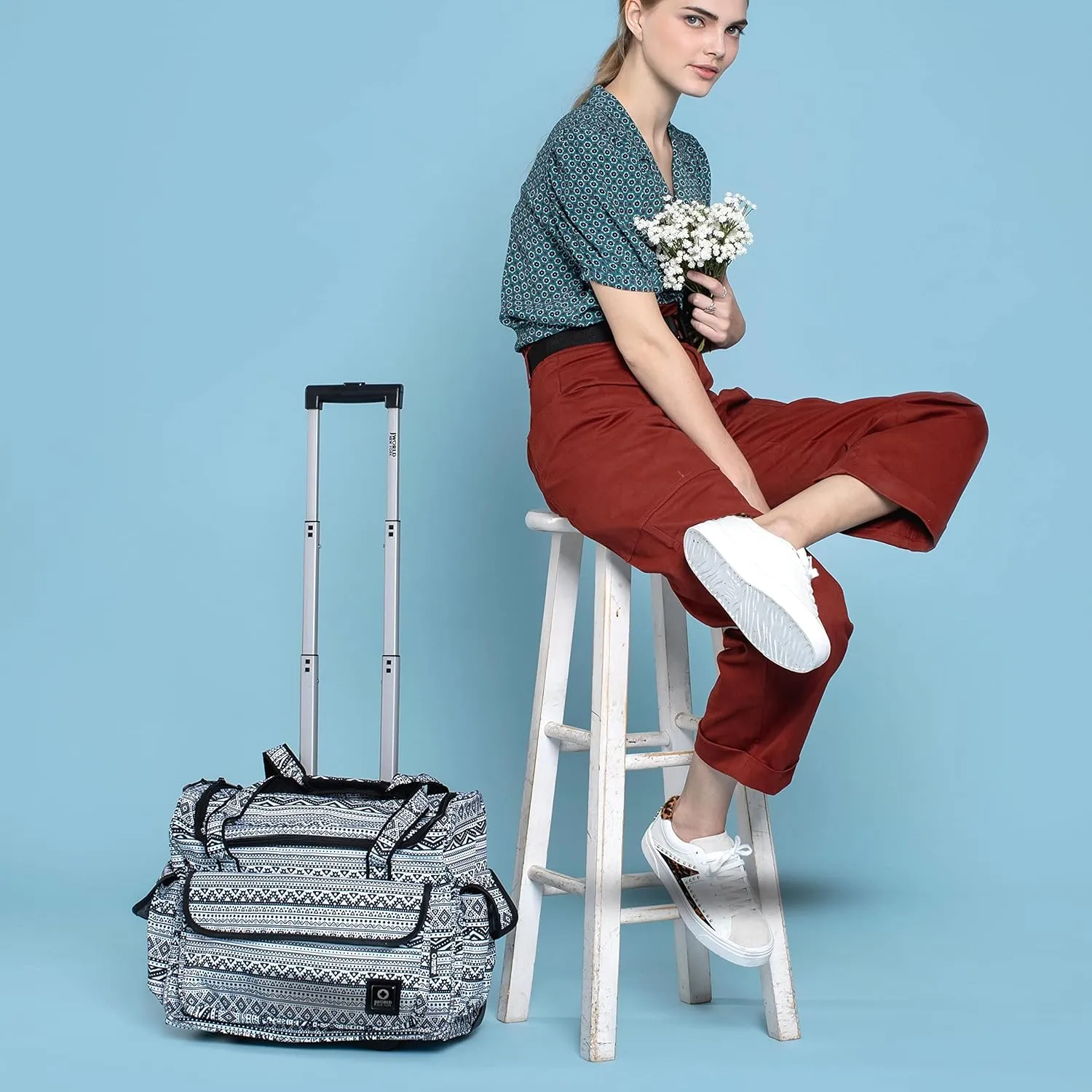 J World New York Donna Rolling Tote Bag on Wheels for Women. Roller Laptop Briefcase Work Weekender, Tribal
