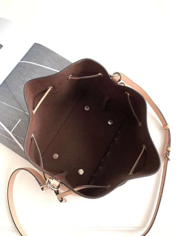 LOV2 Bags - Fashion Bags  1133