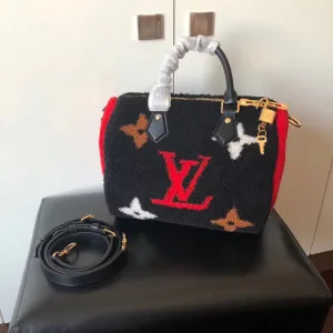 LOV2 Bags - Fashion Bags  2659