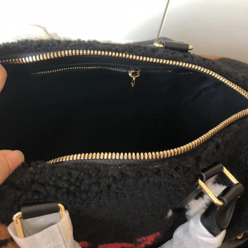 LOV2 Bags - Fashion Bags  2659