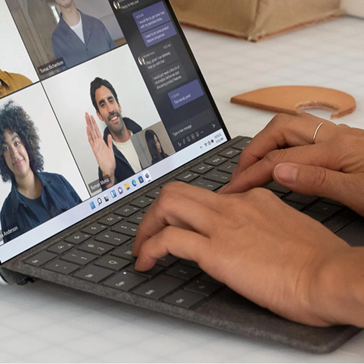 Microsoft Surface Pro Keyboard for Surface Pro Copilot  (11th Edition), Pro 9 and 8 with Pen Storage, Alcantara Material, Platinum