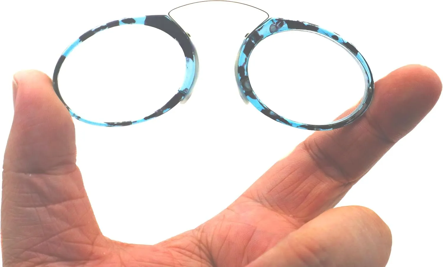 Mini Armless Reading Glasses for Men Women Slim Thin Clip on Nose Readers with Small Portable Case
