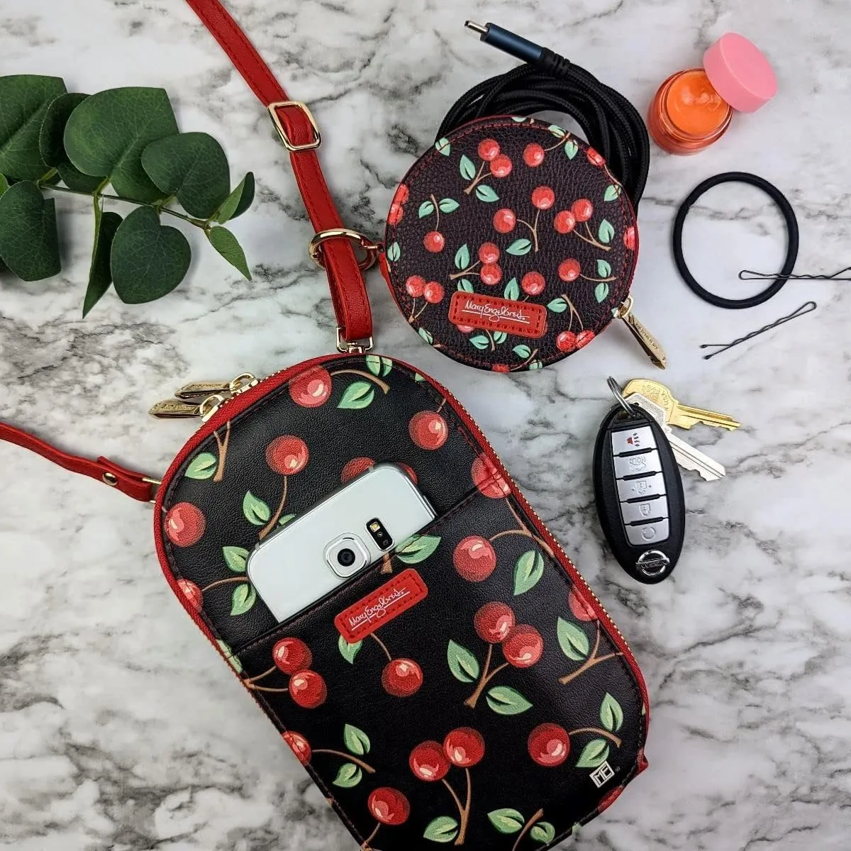 Monarque Round Zipper Case, Signature Artists (Laurel Burch Fantasticats)