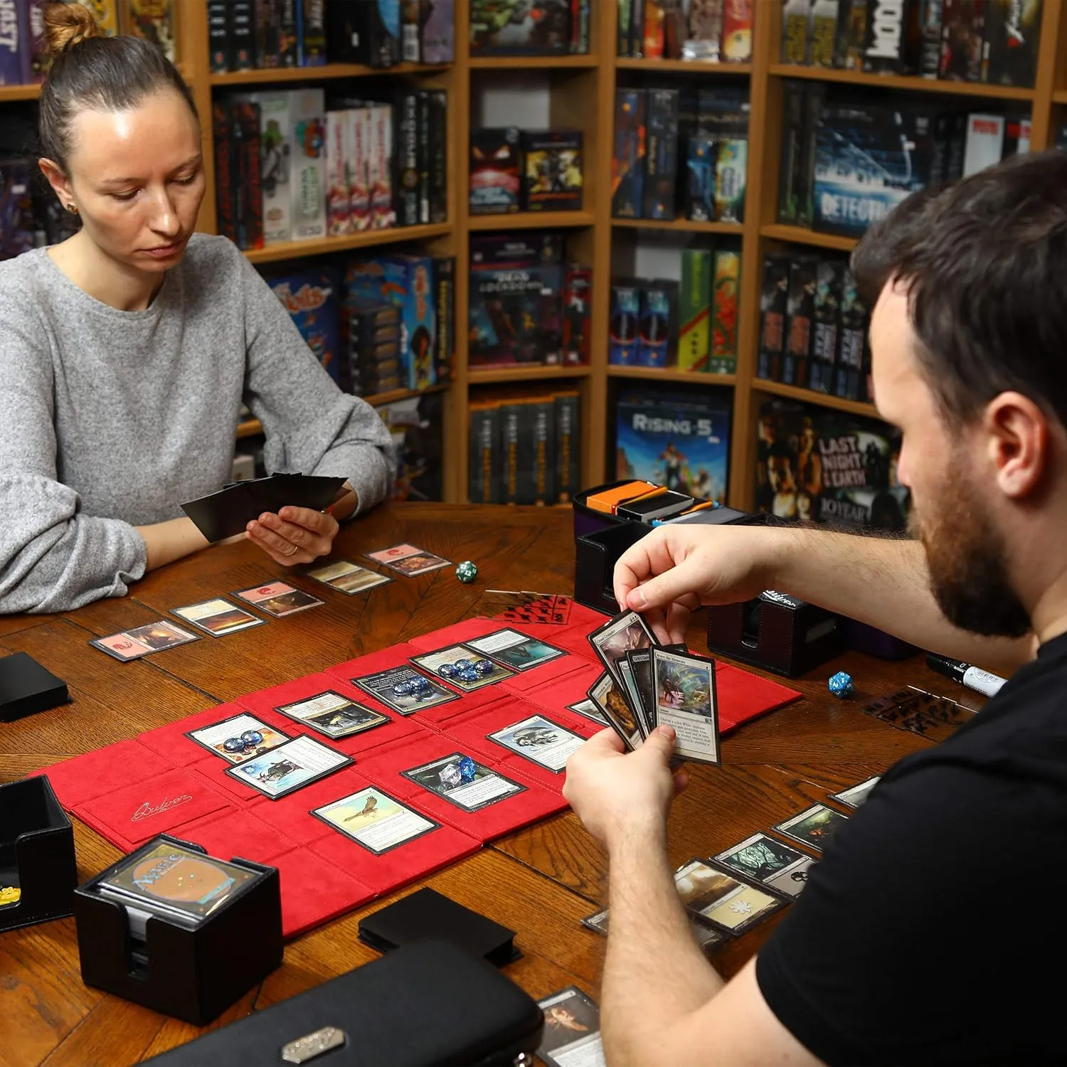 Quiver Time Blue Citadel Deck Block for Magic: the Gathering Cards - 100  TCG Card Deckbox, Commander MTG Deck Box for Cards, Dice & Tokens, Custom Divider, Magnetic Closure