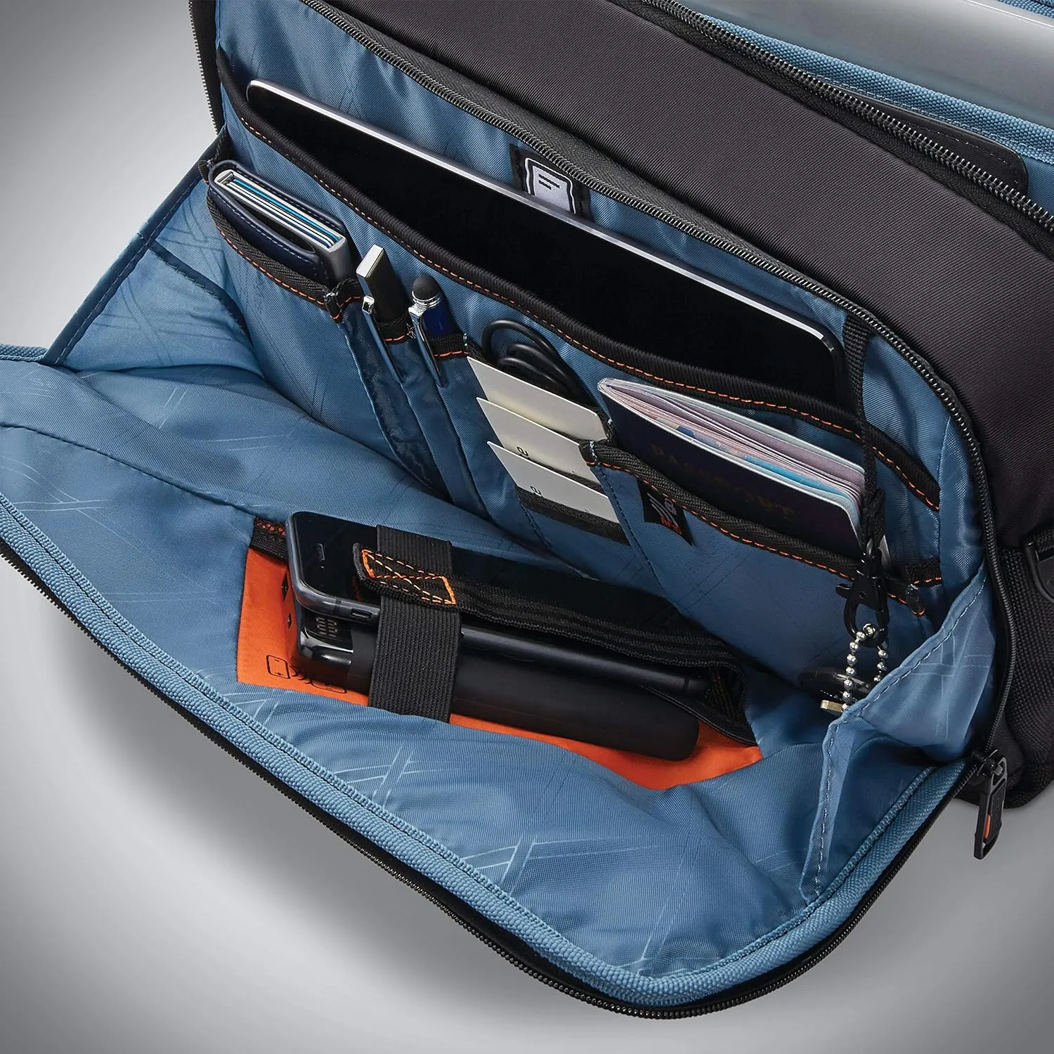 Samsonite Pro Slim Messenger