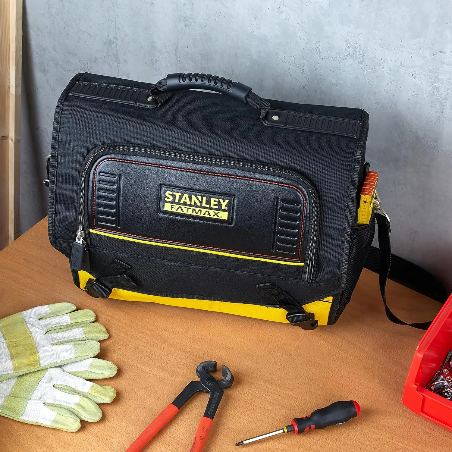 STANLEY FMST1-80149 Fat Max Laptop and Tool Bag - Black