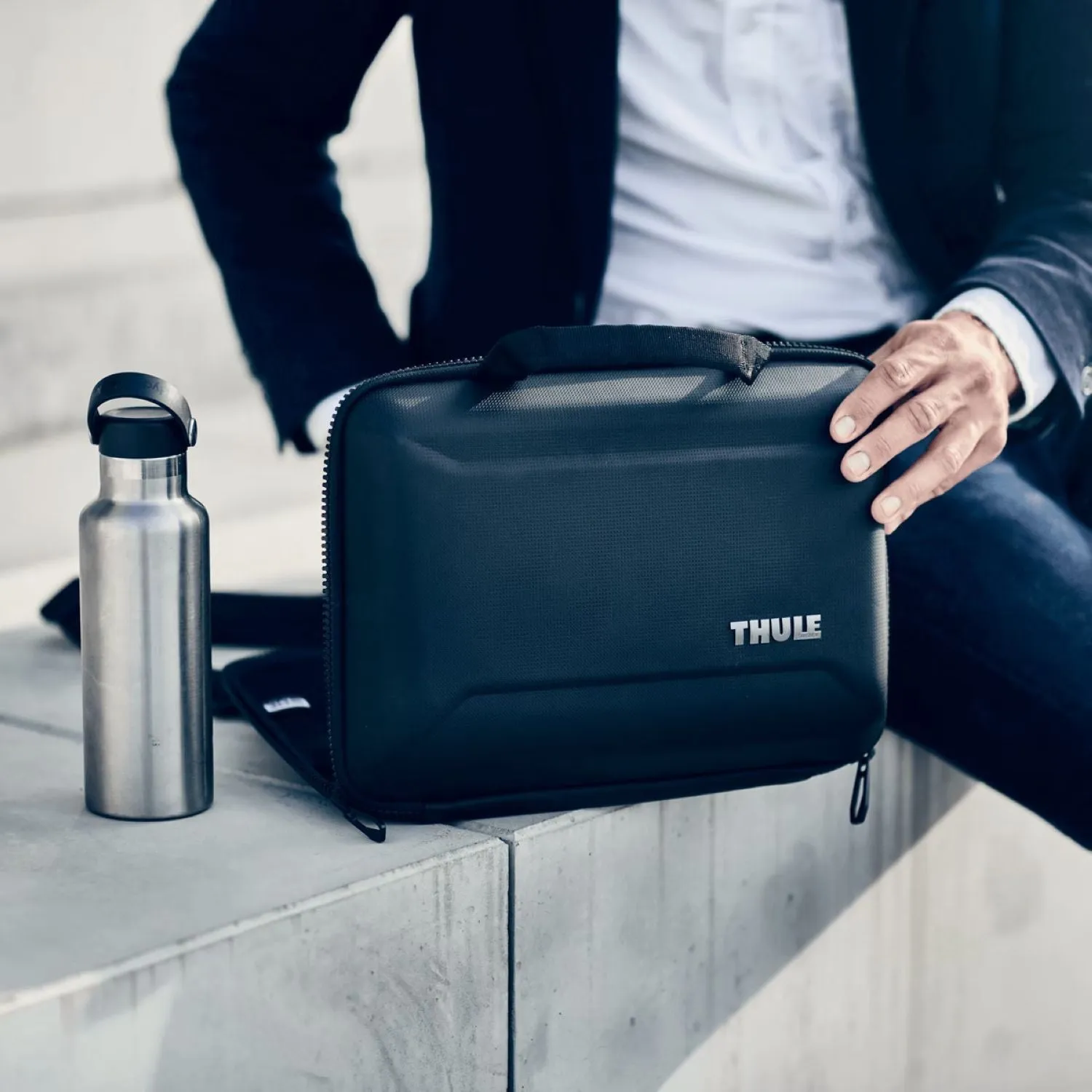 Thule Gauntlet 16" Macbook Pro Attache